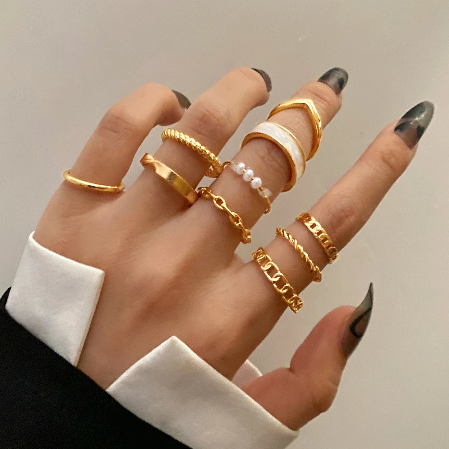 FEELING New 8Pcs/Set Gold Color Bow Rings Set For Women Girls Metal Crystal Cross Open Adjustable Finger Rings Charm Jewelry