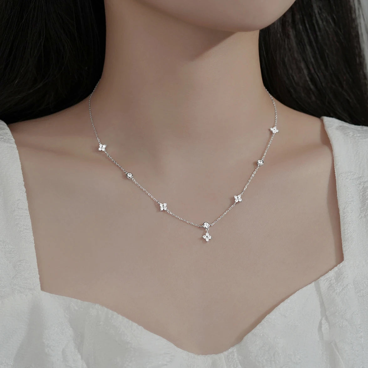 WERANA Inlaid Zircon Four-leaf Flower Chain Necklace for Women New Niche Light Luxury Hot Fashion collares choker Accessories